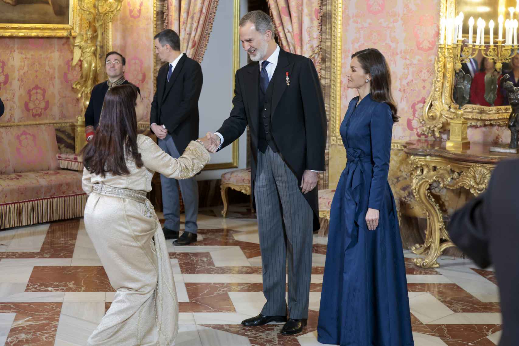Felipe VI y Letizia en una recepción diplomática.