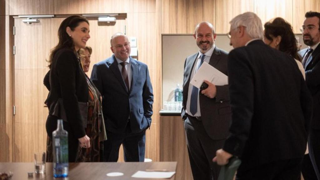 José María Barreda asistió al coloquio protagonizado por Miguel Tellado