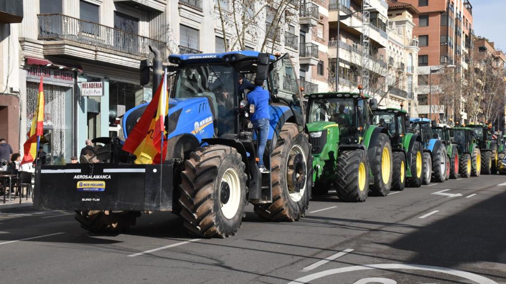 Tractores en La Marina
