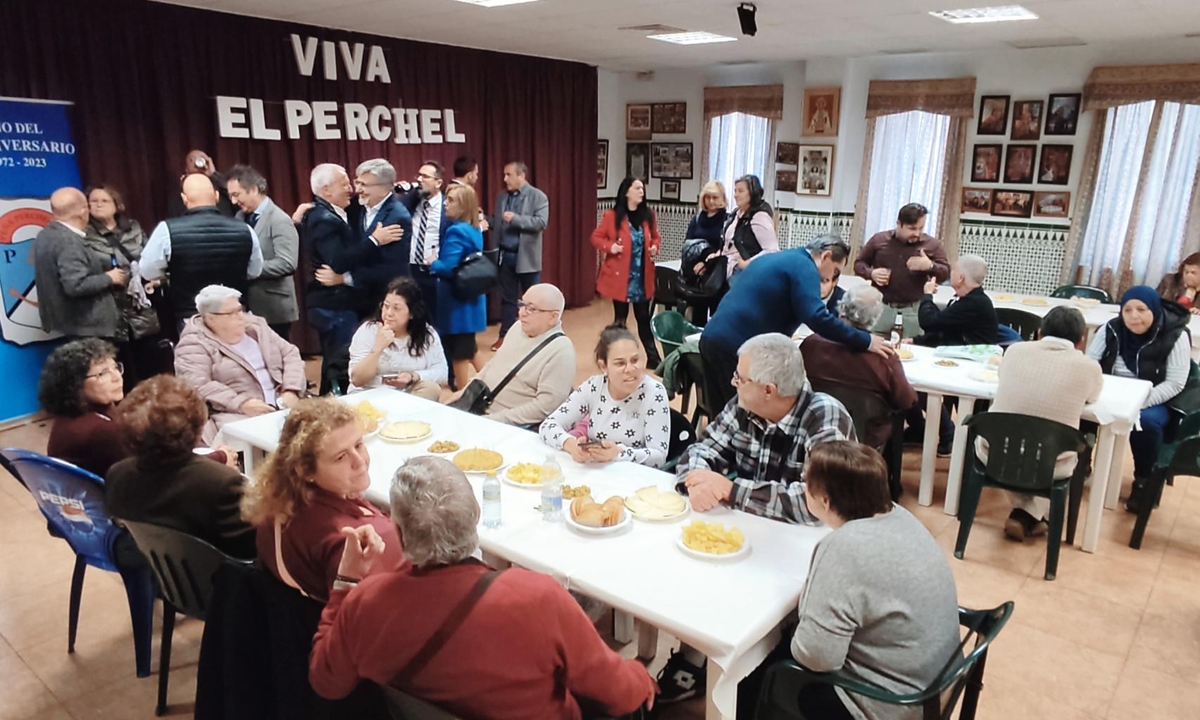 Momento de la celebración del encuentro alcanzado para el desalojo.