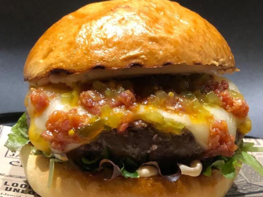 La espectacular hamburguesa de Vayco