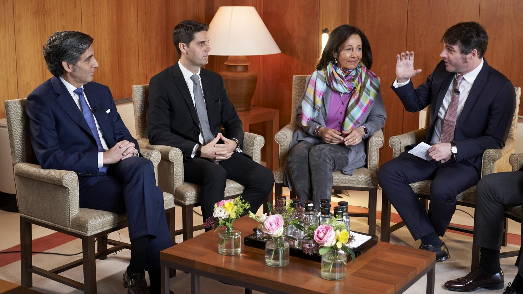 De izquierda a derecha, José María Álvarez-Pallete, presidente ejecutivo de Telefónica; Emilio Viciana, consejero de Educación, Ciencia y Universidades de la Comunidad de Madrid; Ana Botín, presidenta ejecutiva de Banco Santander, y el periodista Rafa Latorre, moderador del coloquio.