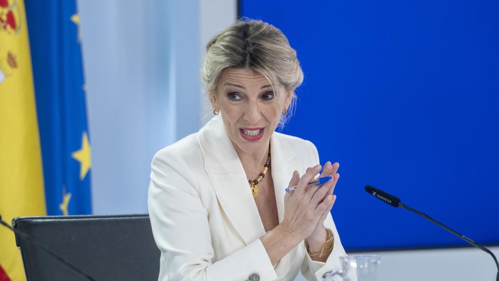 La vicepresidenta segunda y ministra de Trabajo, Yolanda Díaz, en la rueda de prensa posterior al Consejo de Ministros