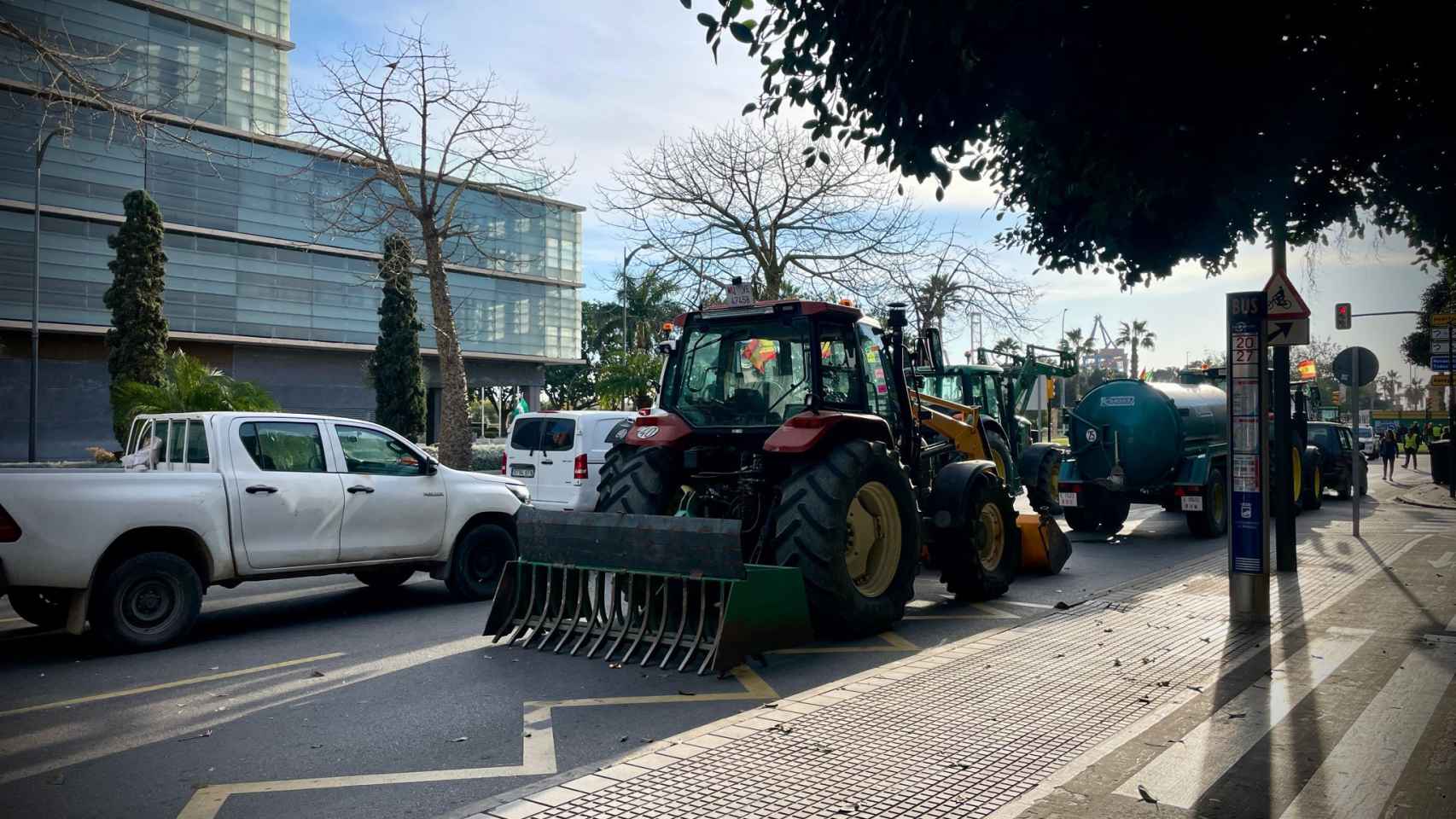 Las calles de Málaga, afectadas por las movilizaciones de los agricultores.