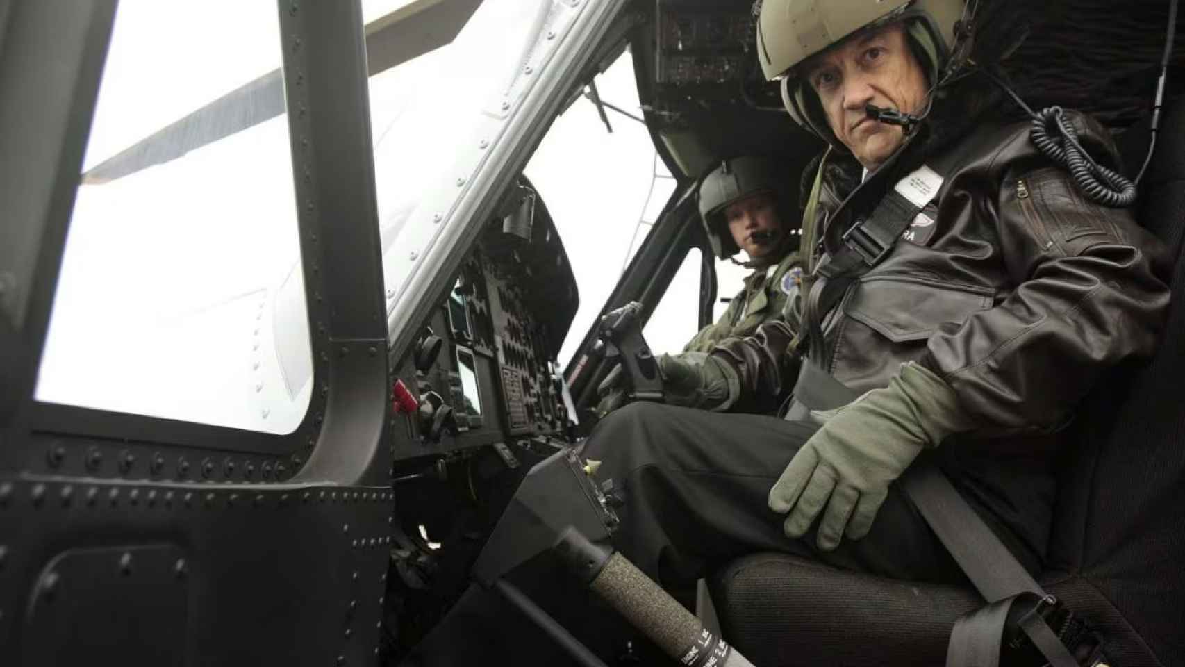 Sebastián Piñera, en un helicóptero en 2010.