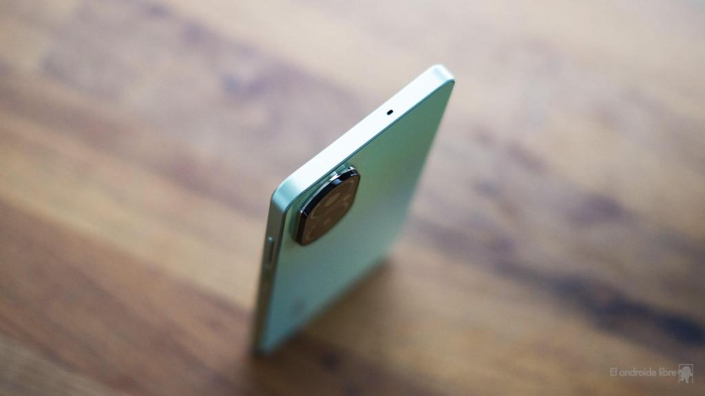 Grosor del realme C67