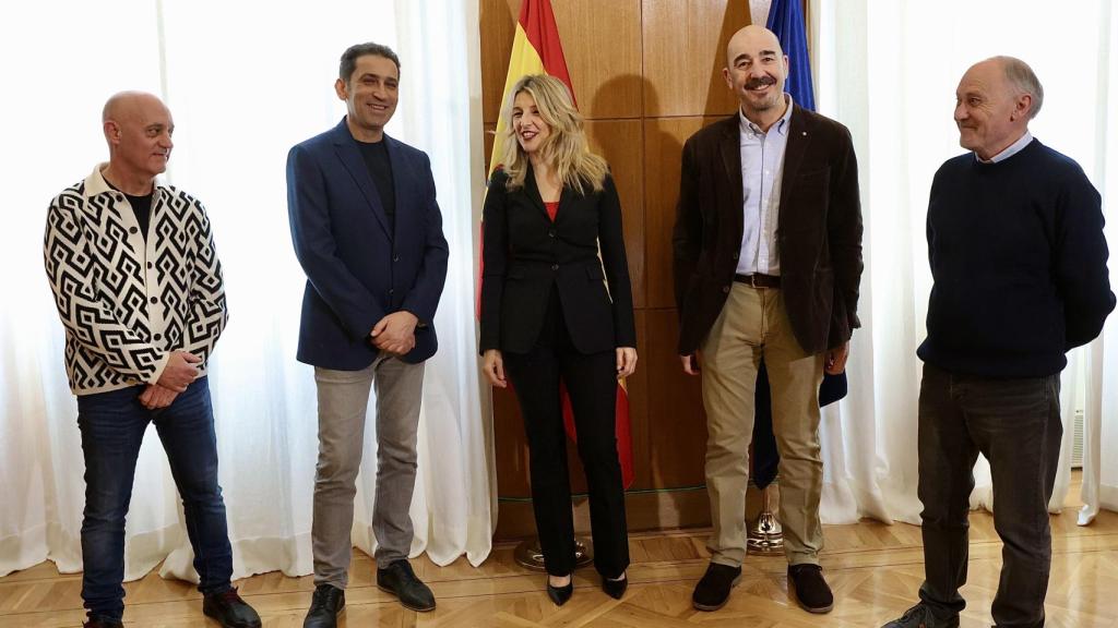 La vicepresidenta segunda del Gobierno y ministra de Trabajo y Economía Social, Yolanda Díaz, se reúne con los secretarios generales de CCOO y UGT en Castilla y León, Vicente Andrés y Faustino Temprano