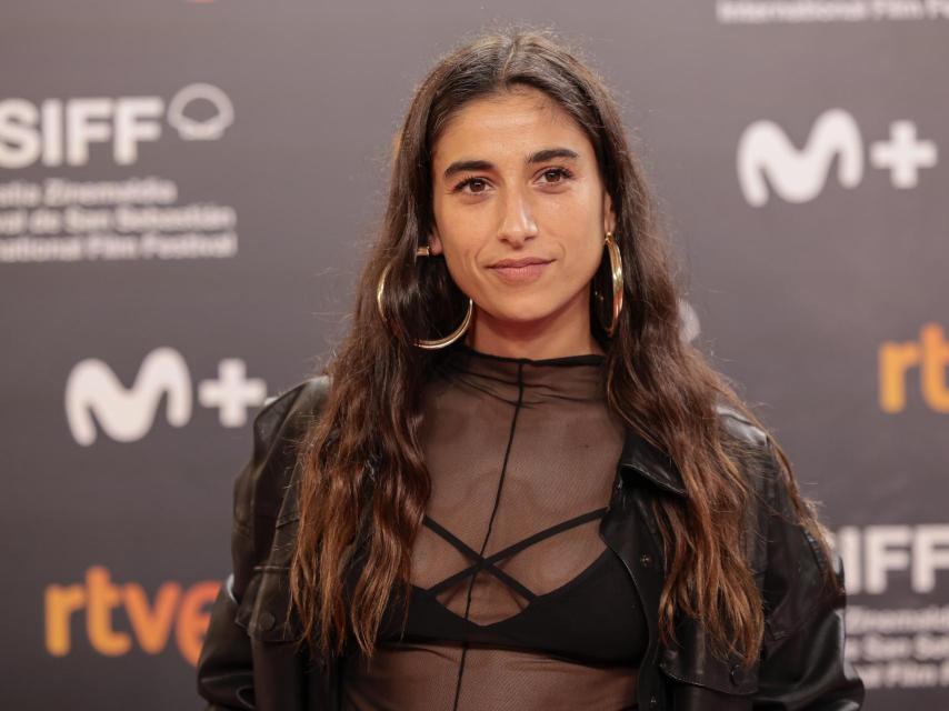 Carolina Yuste en una alfombra roja.