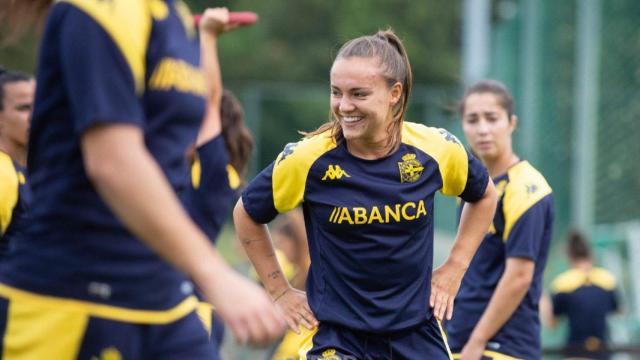 Laurina, jugadora del Dépor Abanca, regresa a los entrenamientos tras dos meses de baja