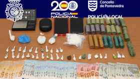 Material incautado por la Policía Nacional en Pontevedra.