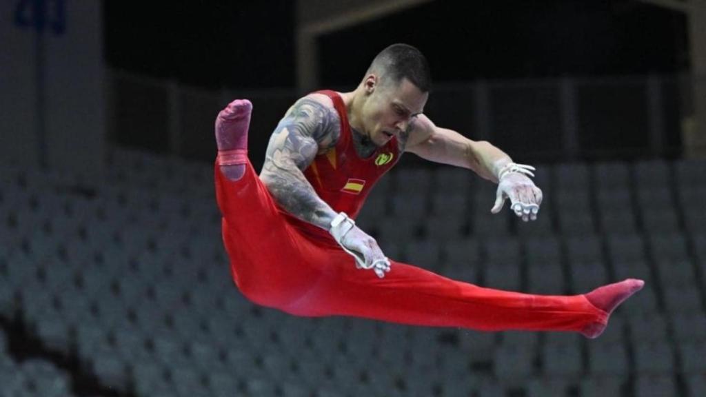 Néstor Abad durante un ejercicio.