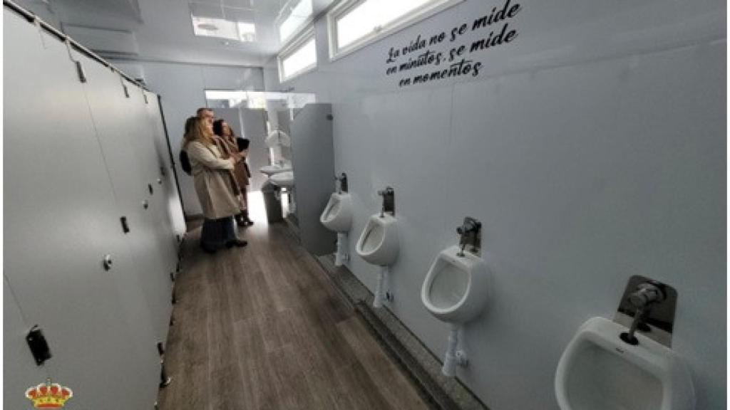 Baños públicos en el Carnaval del Toro