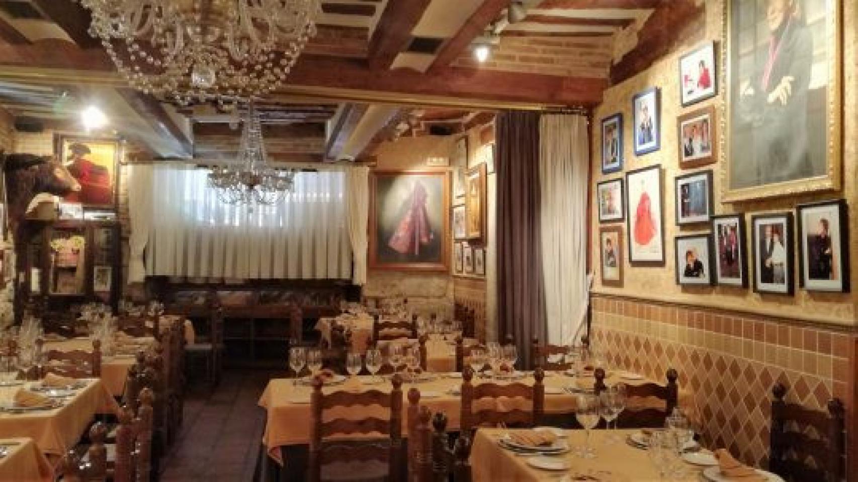 Uno de los míticos salones del restaurante La Criolla