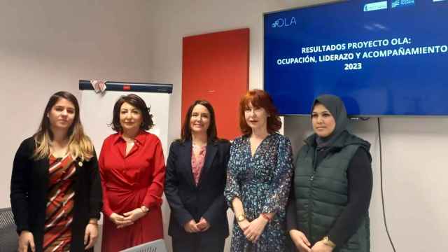 Presentación de resultados del programa OLA de Aguas de Alicante con Cruz Roja y Ayuntamiento.