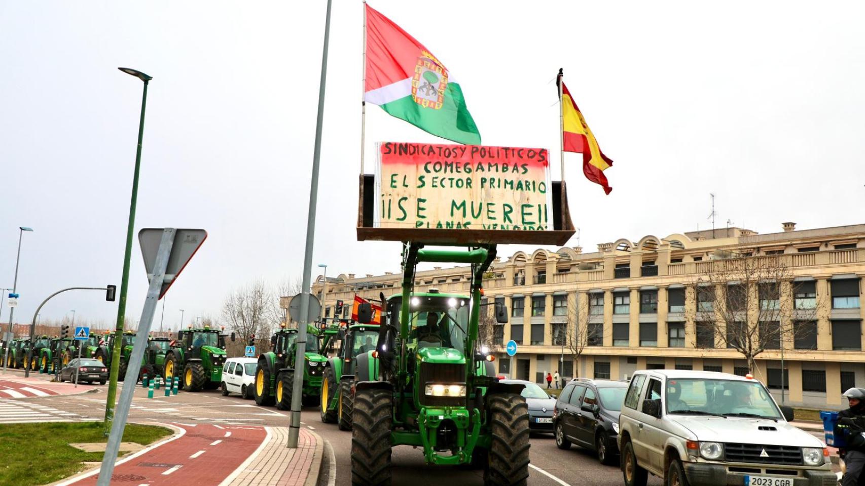 Los agricultores de Salamanca sacan a la calle sus tractores