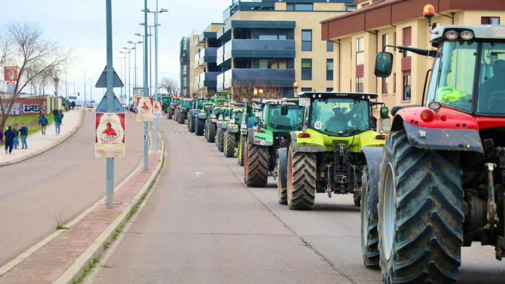 Imagen de una tractorada en Salamanca