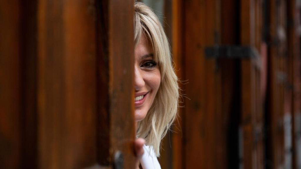 A Susanna Griso le gustaría pasar más desapercibida... pero no puede.