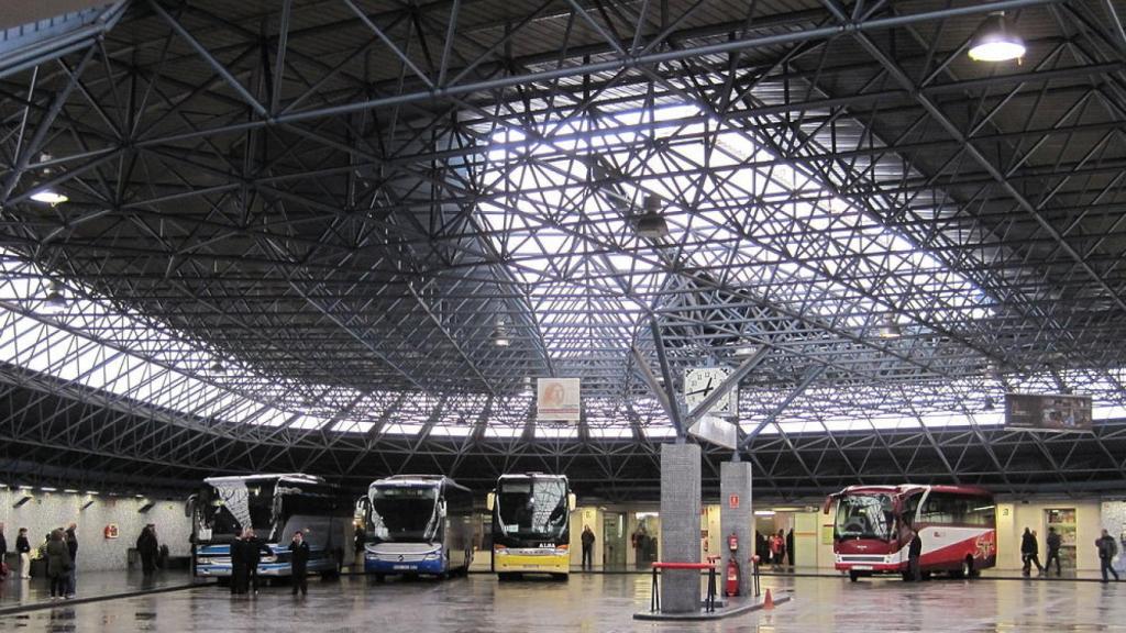 Estación de autobuses de Burgos en el interior
