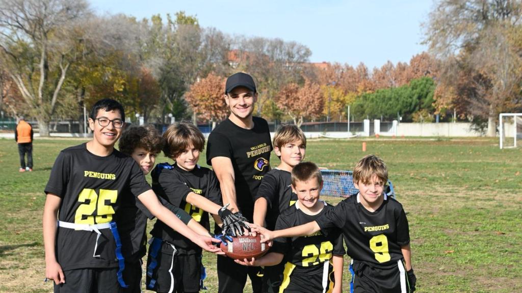 El equipo júnior de los Valladolid Penguins con Javier Oto como entrenador