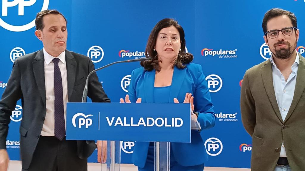 Conrado Íscar, Arenales Serrano y Eduardo Carazo