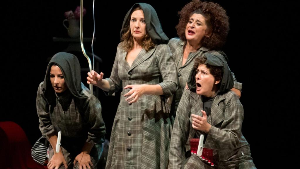 Las niñas de Cádiz en 'El viento es salvaje'