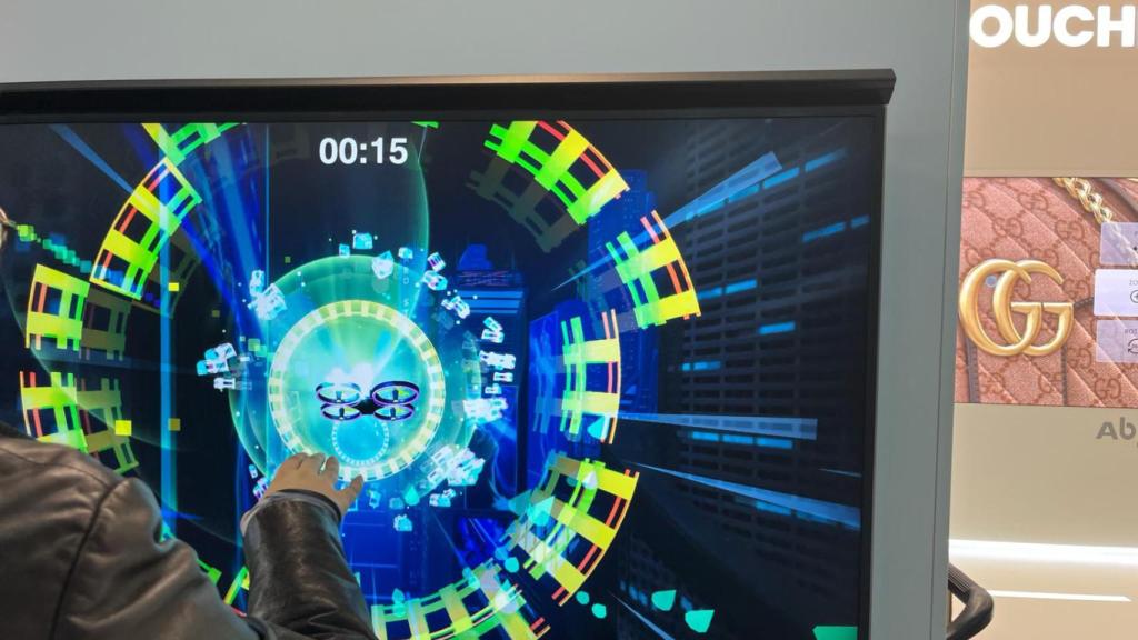 No tener que tocar la pantalla es una buena forma de ahorrar tiempo y dinero.