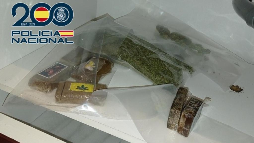 Imagen de parte del alijo incautado en esta operación.