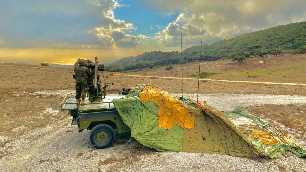 Lanzamisiles Mistral a bordo de un URO Vamtac