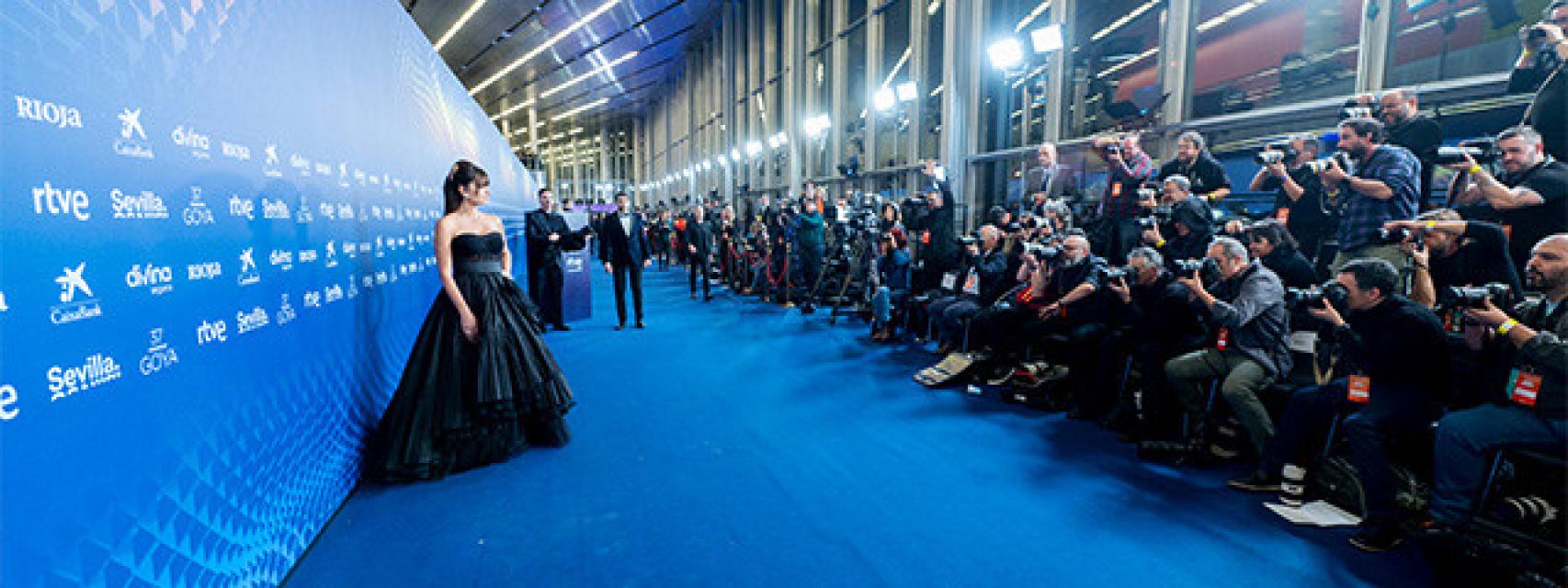 La moda espa ola protagonista de la alfombra roja de los Goya en