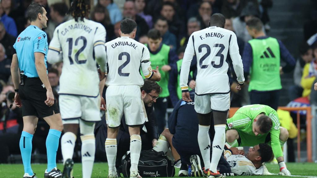 Bellingham, atendido por los médicos del Real Madrid