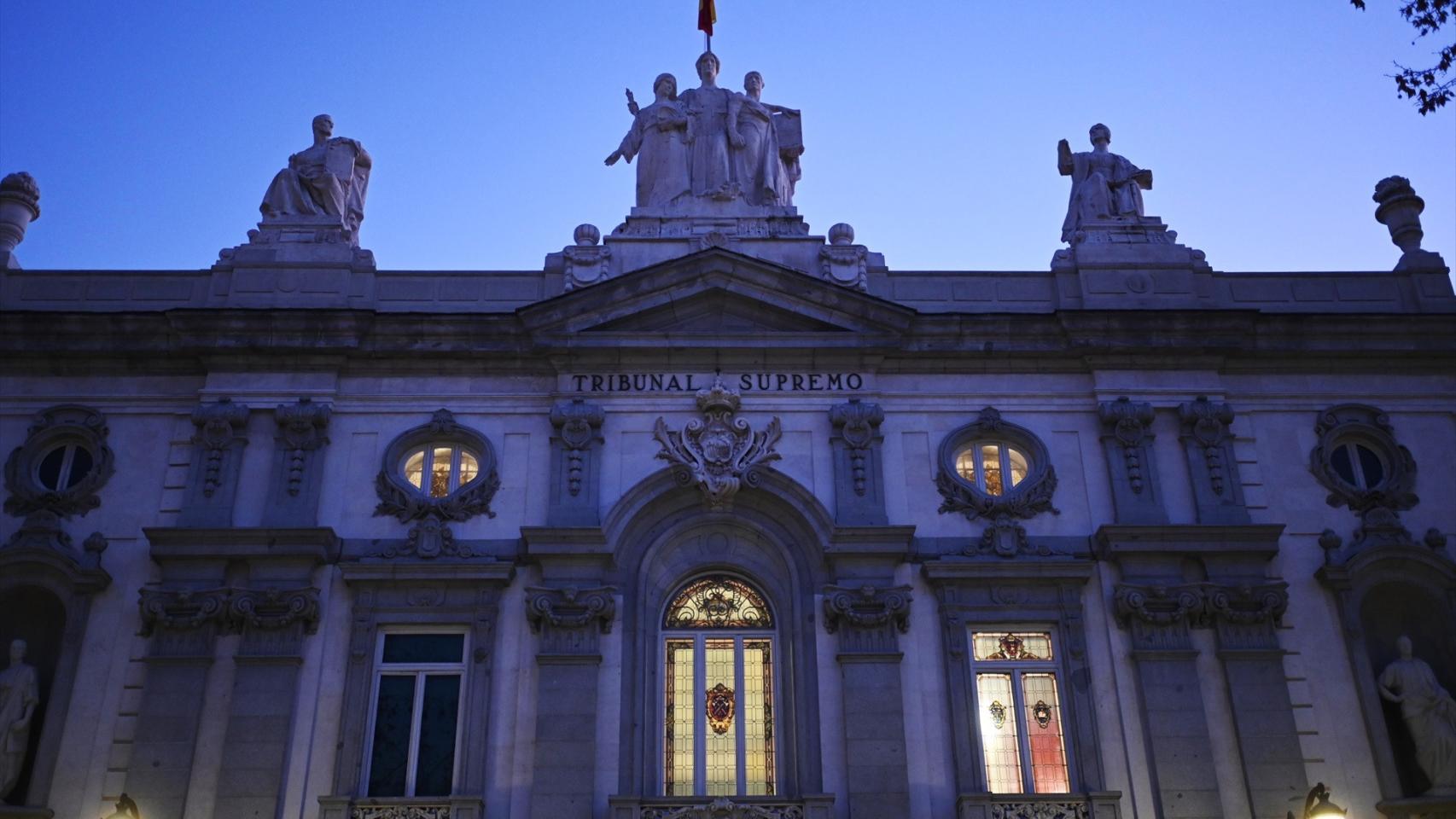 Foto de archivo de la fachada de la sede del Supremo.