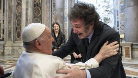El Papa Francisco se reencuentra con Milei en el Vaticano