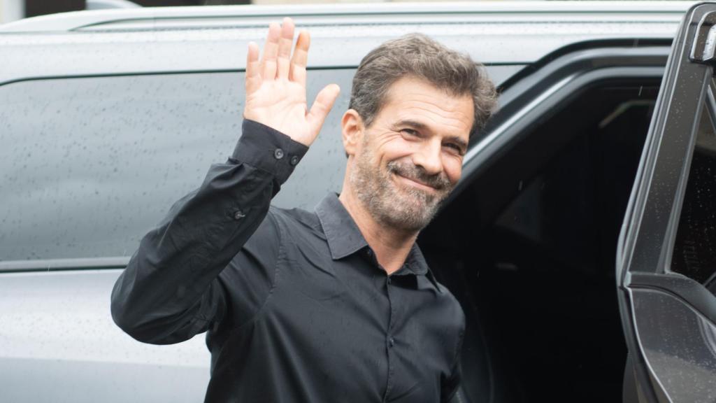 Rodolfo Sancho, saludando a la prensa en una de sus visitas a prisión.