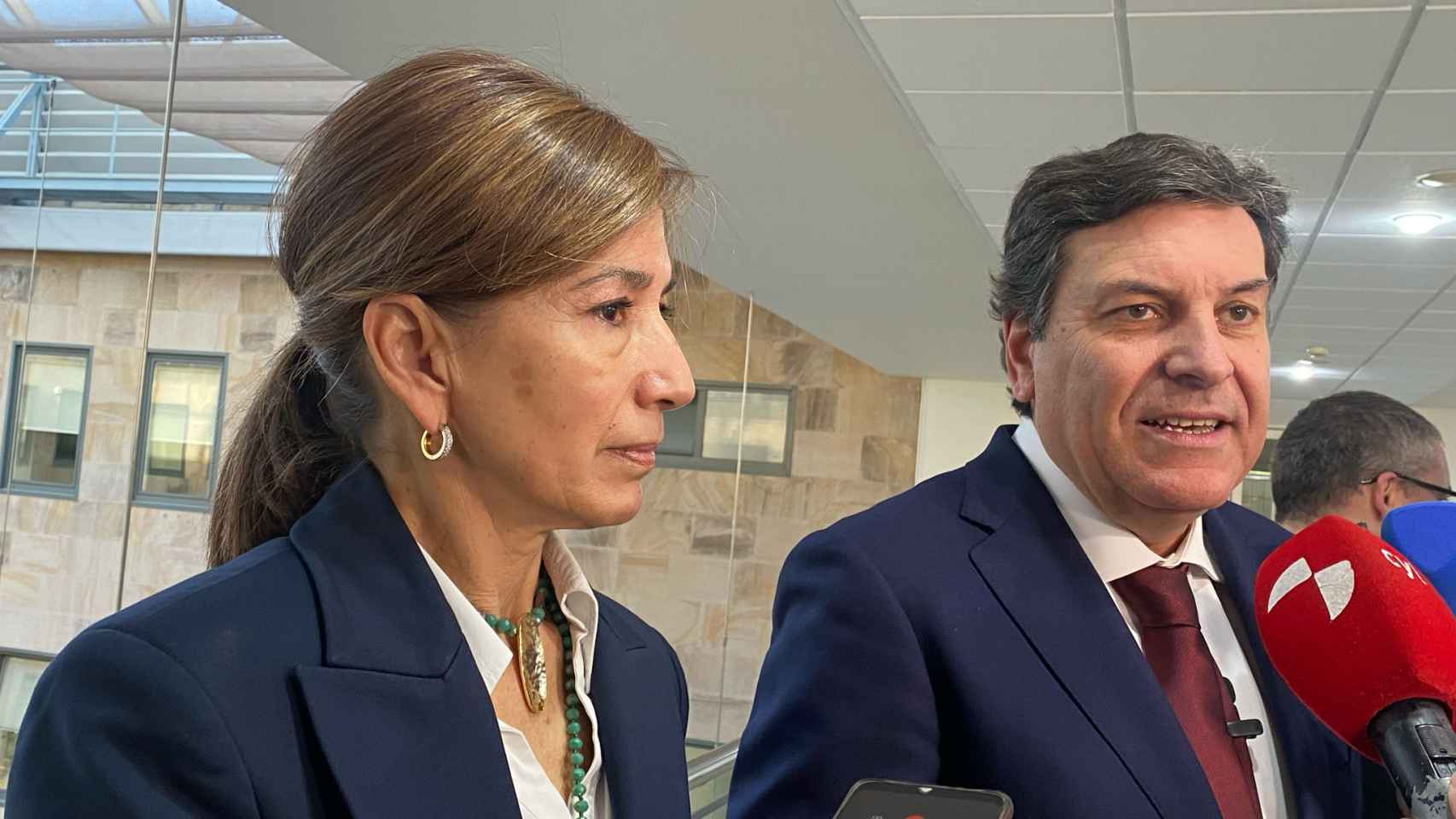 El consejero de Economía y Hacienda, Carlos Fernández Carriedo, en declaraciones tras la Mesa del Hábitat de Castilla y León