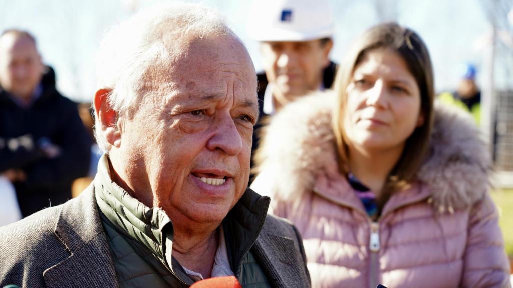 El consejero de Cultura, Gonzalo Santonja, este lunes en Sahagún.