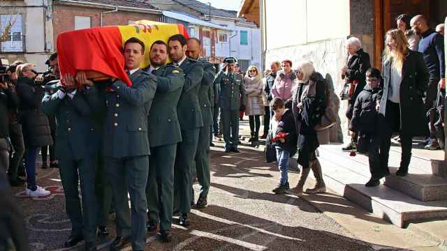 Funeral de David Pérez, uno de los guardias civiles fallecidos en Barbate
