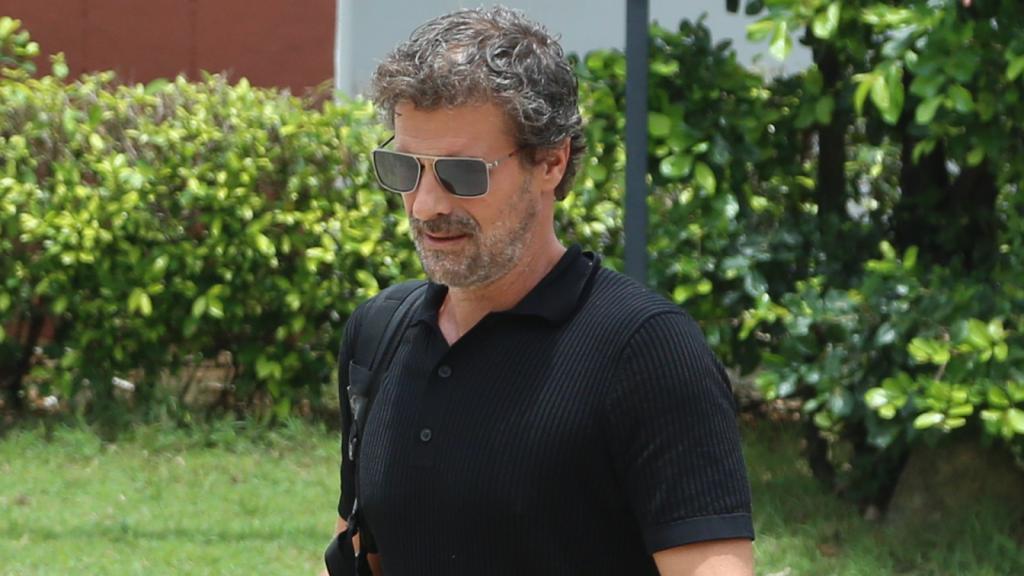 El actor Rodolfo Sancho durante una visita a su hijo, Daniel Sancho, en la cárcel de Tailandia.