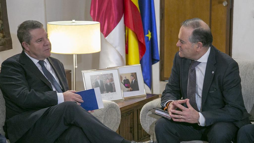 Encuentro entre Page y Gregorio.