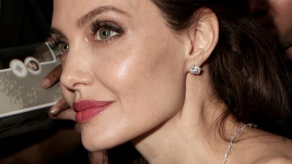 Así es como podemos eliminar la papada con un simple ejercicio.