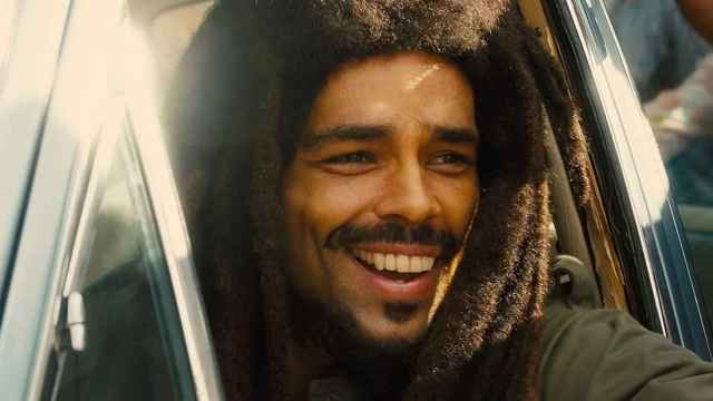 Kingsley Ben-Adir interpreta a Bob Marley en el biopic 'Bob Marley: One Love'