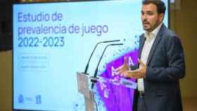 Garzón, el pasado mes de octubre, presentando en el Ministerio de Consumo un estudio sobre el juego.
