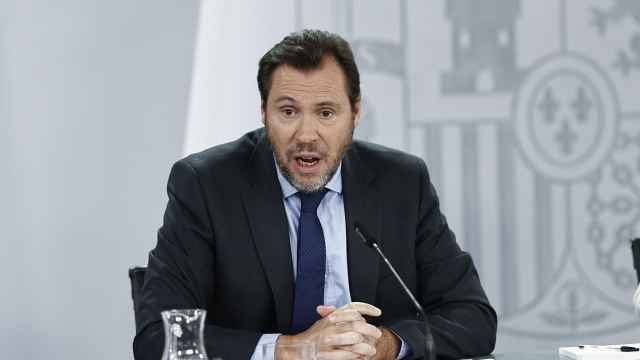 El ministro de Transportes, Óscar Puente durante la rueda de prensa tras el Consejo de Ministros
