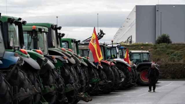 Decenas de tractores concentrados en Illescas (Toledo), a menos de 40 kilómetros de Madrid.