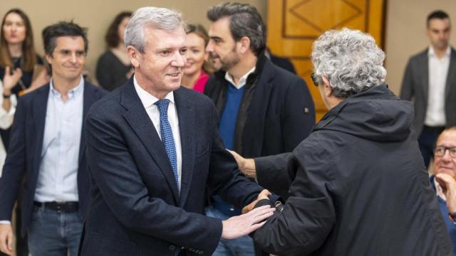 Rueda participa en un desayuno en Santiago.