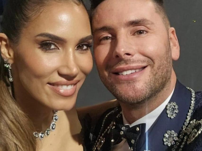 Roberto con India Martínez