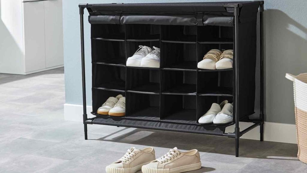 Zapatero con capacidad de 16 pares de zapatos de Lidl.