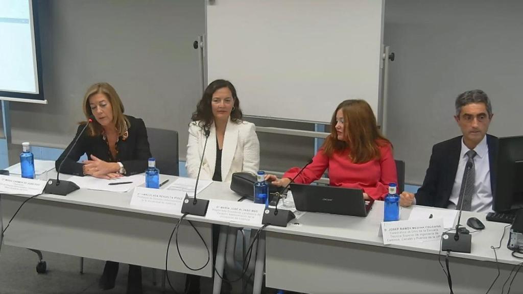 Un instante en la conferencia de Josep Ramón Medina Folgado en el ICAV.