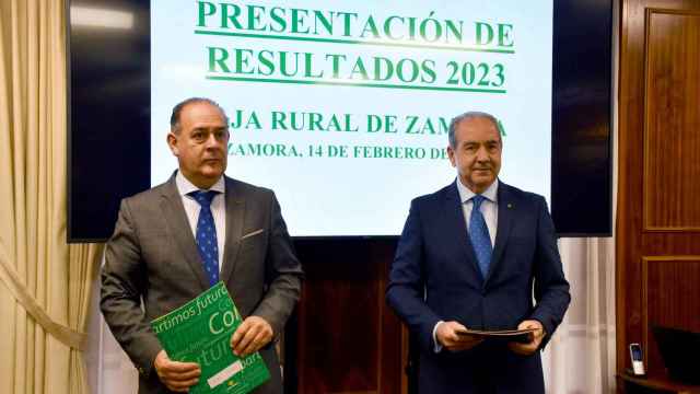 El presidente de Caja Rural de Zamora, Nicanor Santos; y el director general de Caja Rural de Zamora, Cipriano García, presentan los resultados del ejercicio 2023