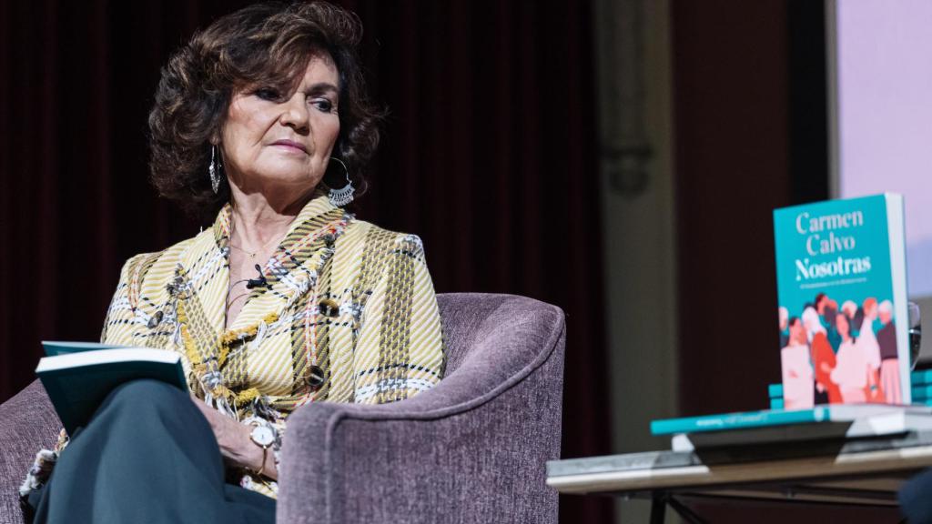 La presidenta del Consejo de Estado, Carmen Calvo, este miércoles durante la rueda de prensa de presentación de su libro 'Nosotras' en el Ateneo de Madrid.