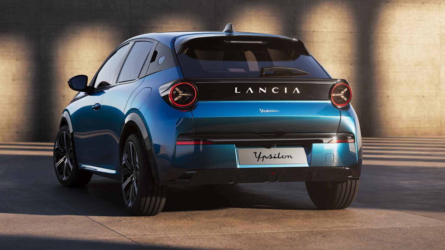 El Lancia Ypsilon es un coche premium de Stellantis en el segmento urbano.